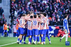 还有科尔经常是3后卫4后卫搭档一起比赛